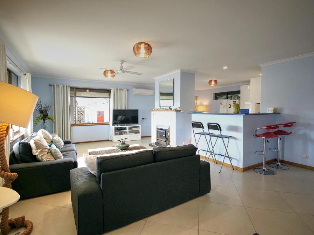 Salty Air Apartments Kingscote Kangaroo Island Ngoại thất bức ảnh